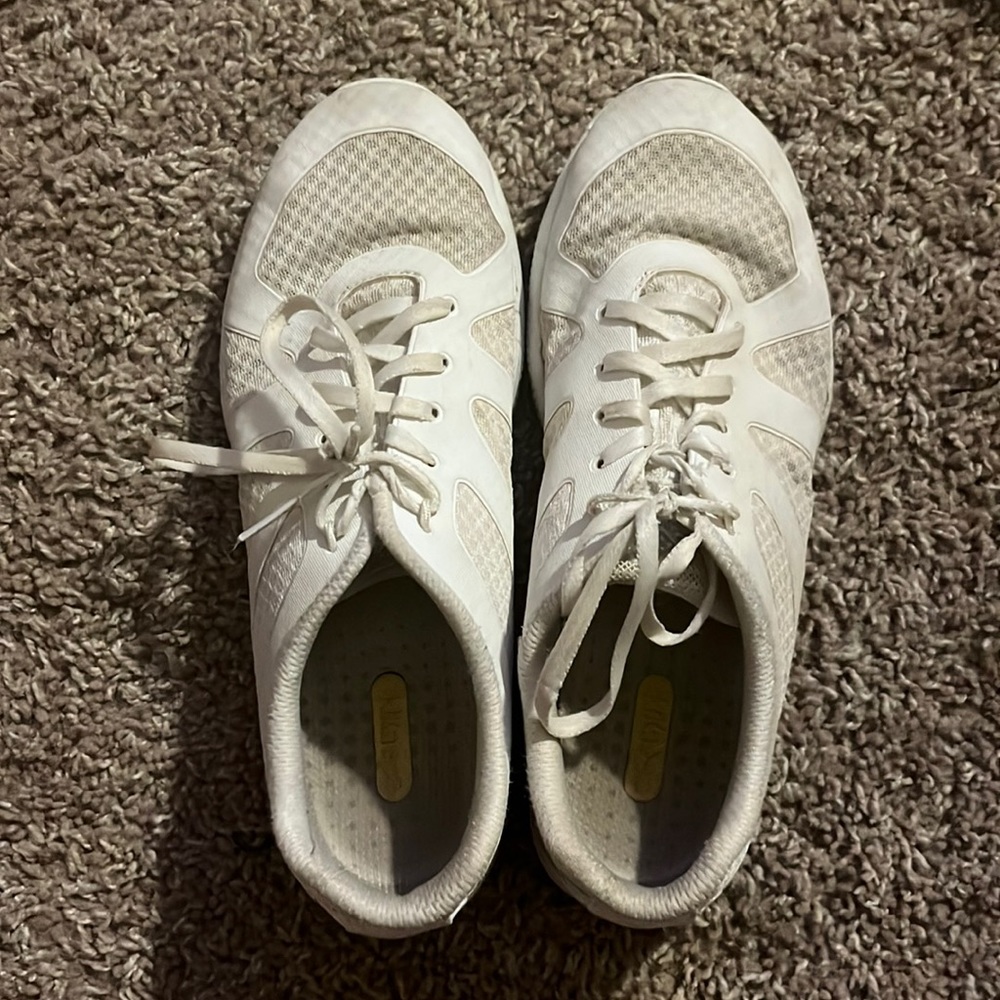 Kaepa cheer shoes